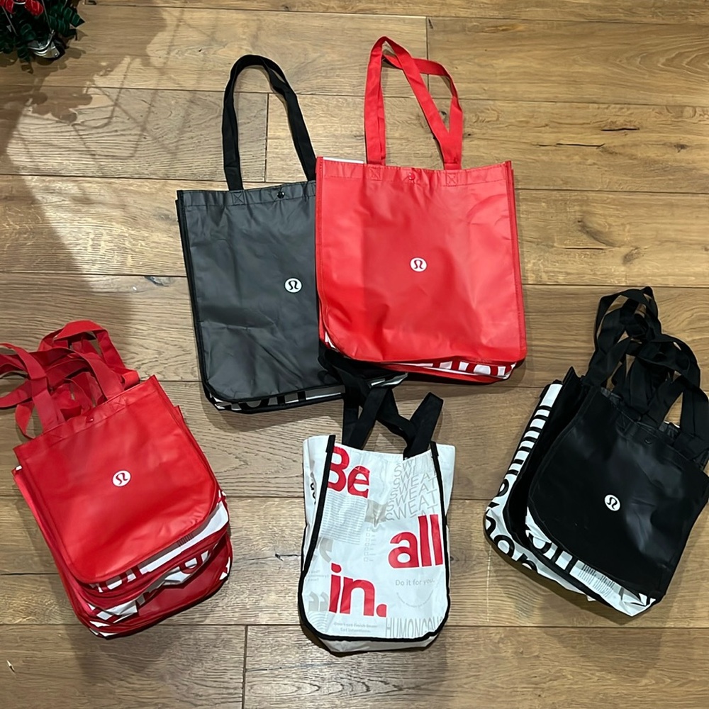 11 Lulu Lemon reusable bags
